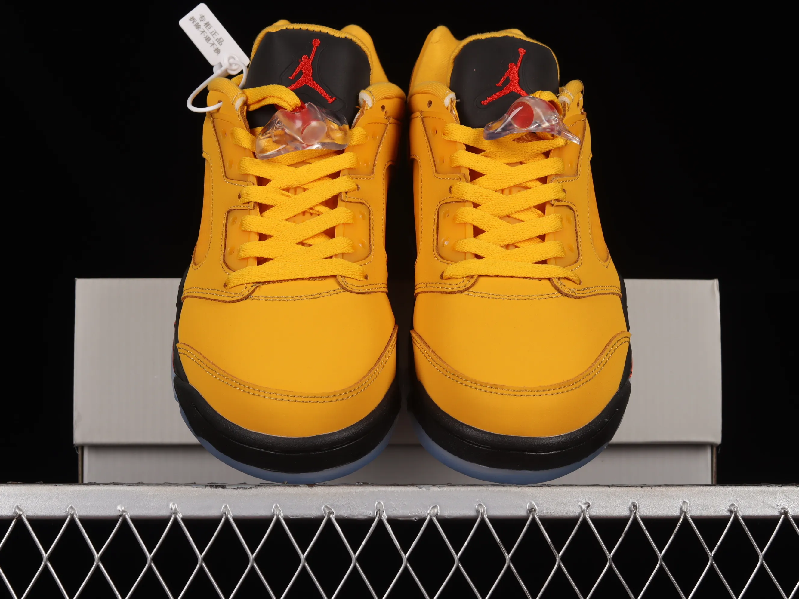 All categories Air Jordan Jordan series basketball shoes Air Jordan 5 Air Jordan Retro Low AJ5 Joe 5 black and yellow low-top basketball shoes DA8016-700